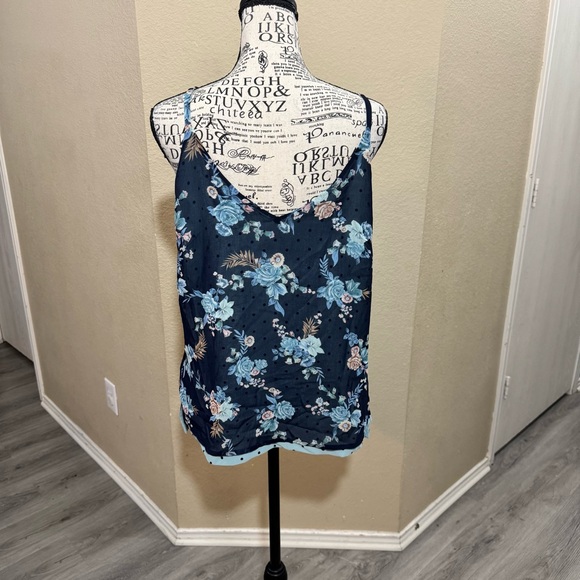 White House Black Market Blue Floral Camisole - Picture 3 of 12